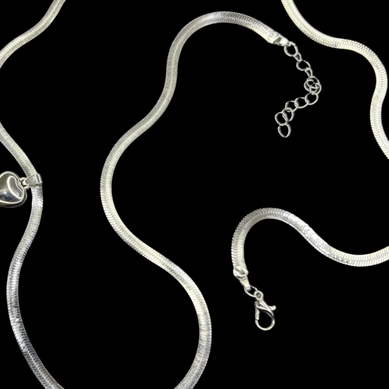 Heartline - Image 4